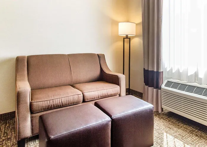 Quality Suites Corbin North
