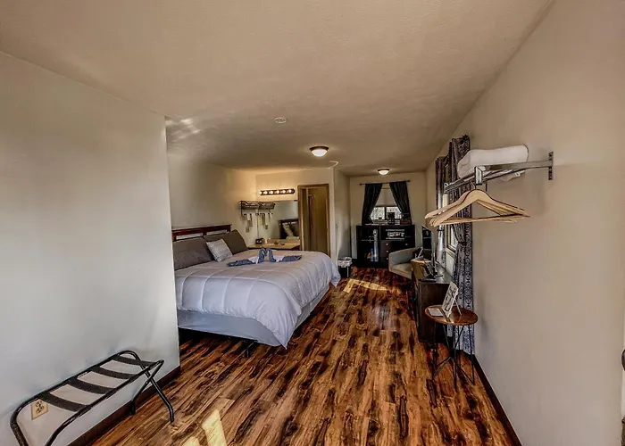 Timber Pointe Resort