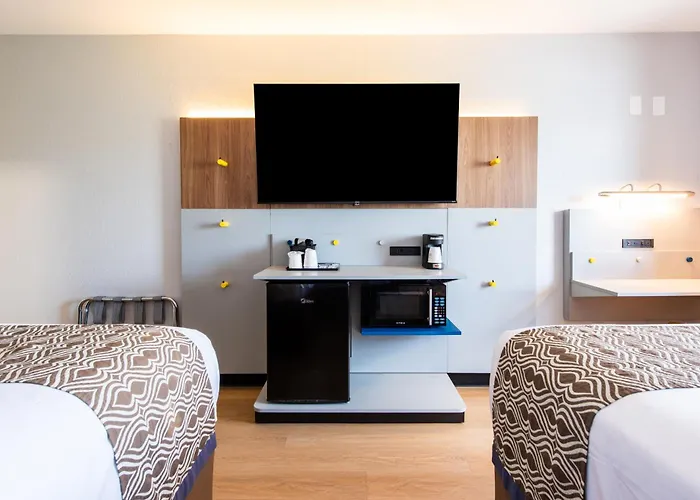 Microtel Inn & Suites By Wyndham London
